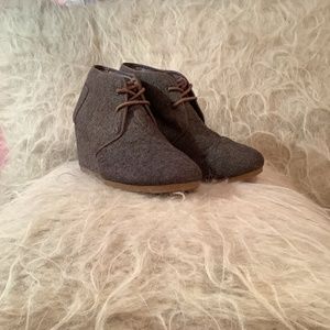 Toms Gray Tweed Desert Wedge Bootie